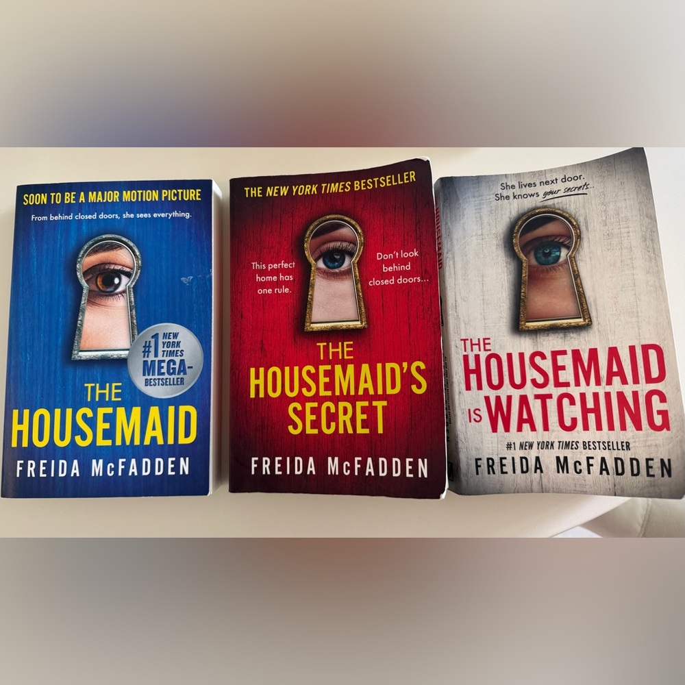 The Housemaid's Secret by Freida McFadden - Red and Blue Paperback Bundle